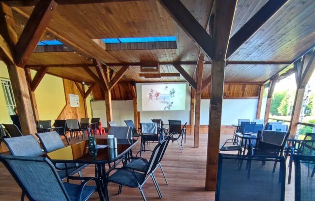1b37c982-c287-4824-b96e-019e7f031d62 Kvíz - Kvizour v restauraci Hostavický Vidlák